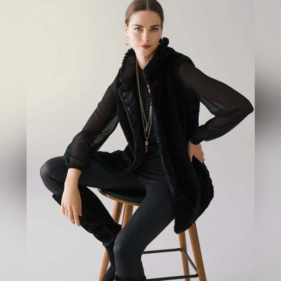 WHBM Chevron Textured Faux Fur Vest - Picture 1 of 9
